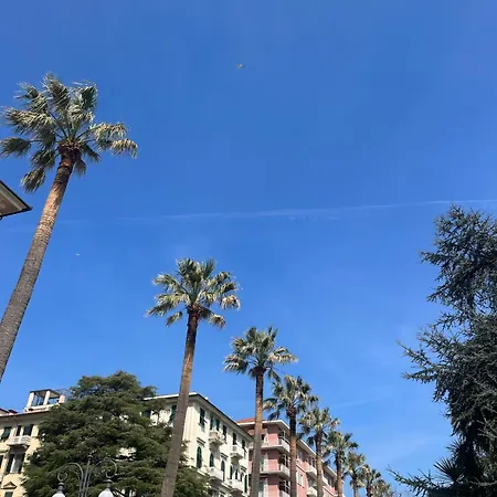 Breathe Liguria - Lucy 1 Bedroom And 1 In A Newly Renovated Nineteenth-century Building In The Historic Center Near The Sea Pensión *