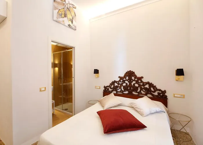 Penzion Breathe Liguria - Lucy 1 Bedroom And 1 In A Newly Renovated Nineteenth-century Building In The Historic Center Near The Sea 3*