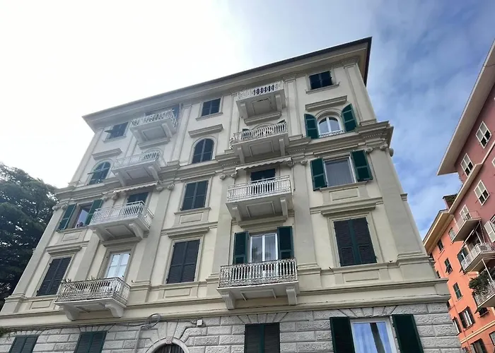 Breathe Liguria - Lucy 1 Bedroom And 1 In A Newly Renovated Nineteenth-century Building In The Historic Center Near The Sea Penzion 3*